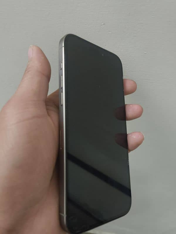 Apple Iphone 15 pro max 256Gb Non PTA 9
