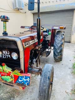 Massey Ferguson 240