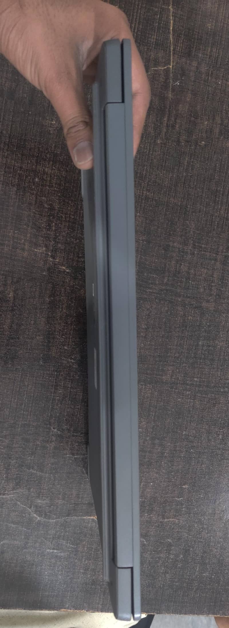 Lenovo Ideapad Slim3 5IRH8 6