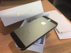 iPhone 5s 64 gb PTA approved My WhatsApp number 0322=7094780