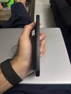 Iphone 15 - Black