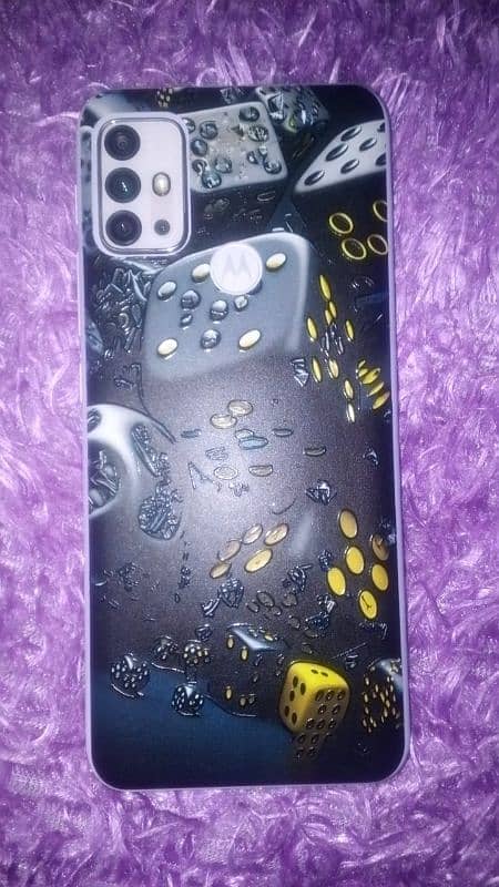 Motrola G 30  6/128 And Infinix Hot 9play 2/32 0