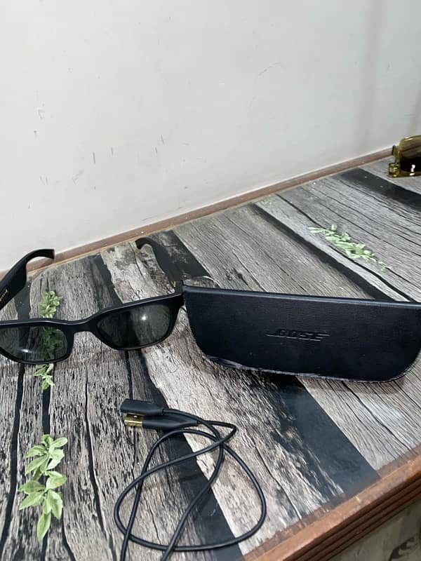 Bose glasses with bluetooth Audio 4