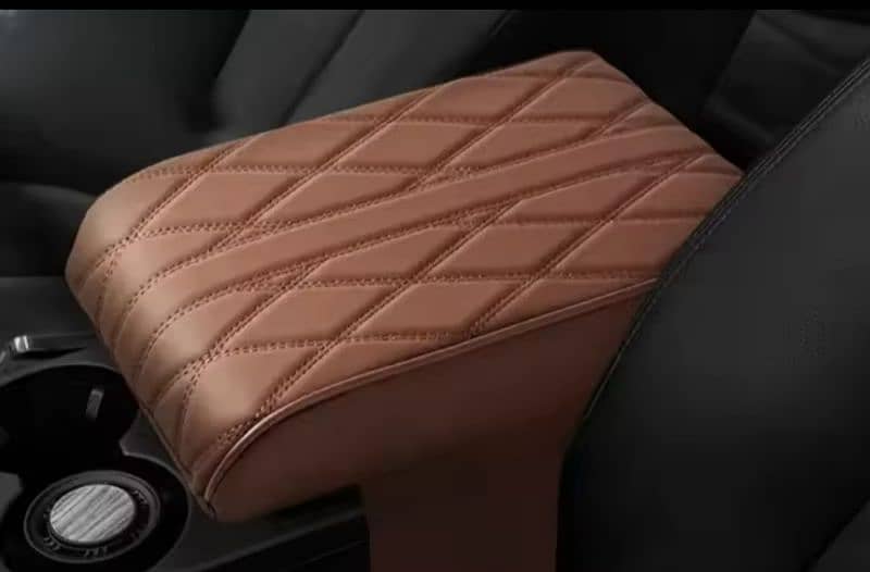 CENTER CONSOLE ARM-REST 1