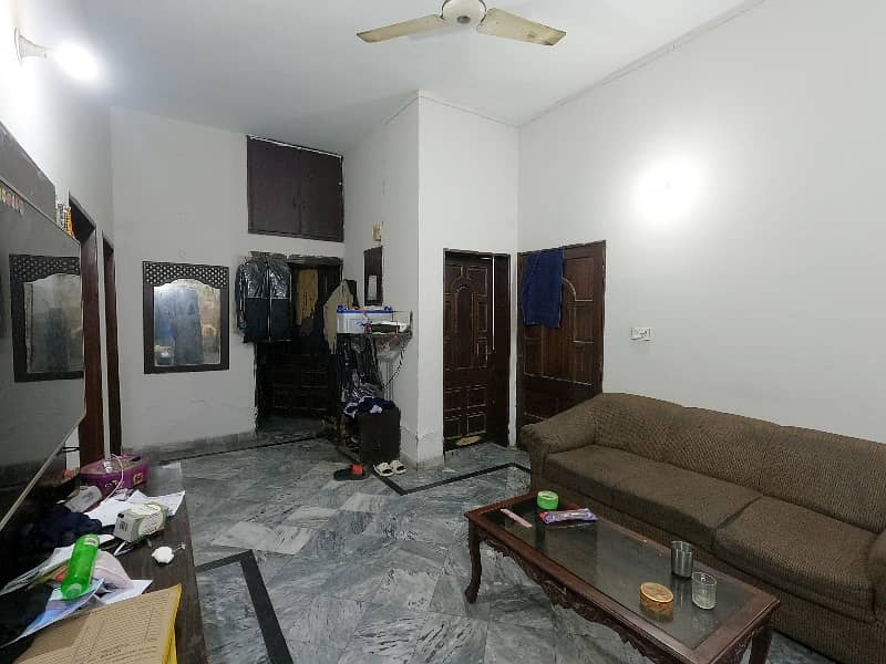 Prime Location House For Sale Is Readily Available In Prime Location Of Allama Iqbal Town - Mehran Block 6