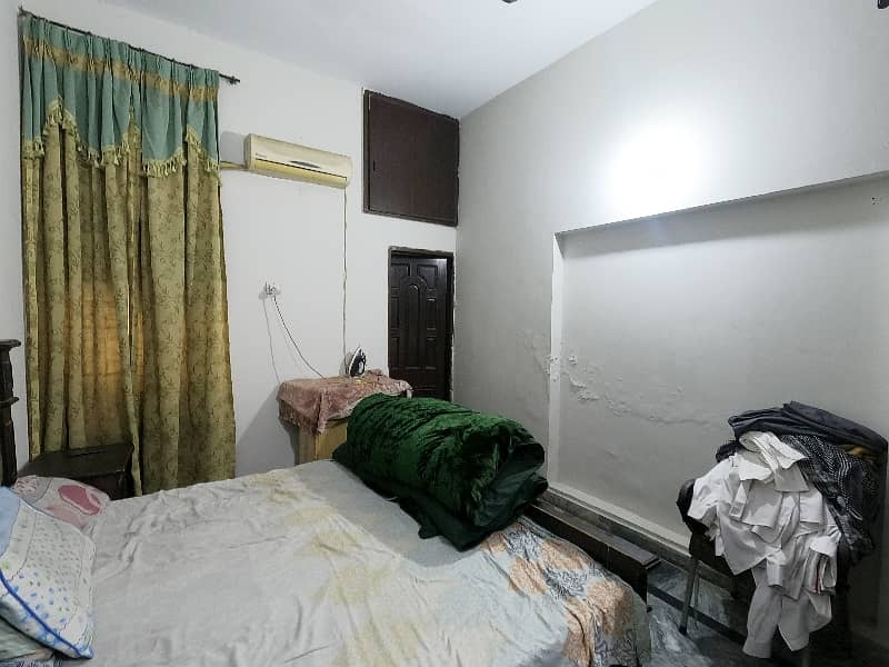 Prime Location House For Sale Is Readily Available In Prime Location Of Allama Iqbal Town - Mehran Block 10
