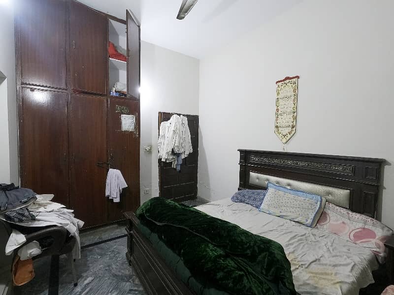 Prime Location House For Sale Is Readily Available In Prime Location Of Allama Iqbal Town - Mehran Block 11