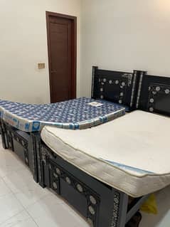 2 single mattresses