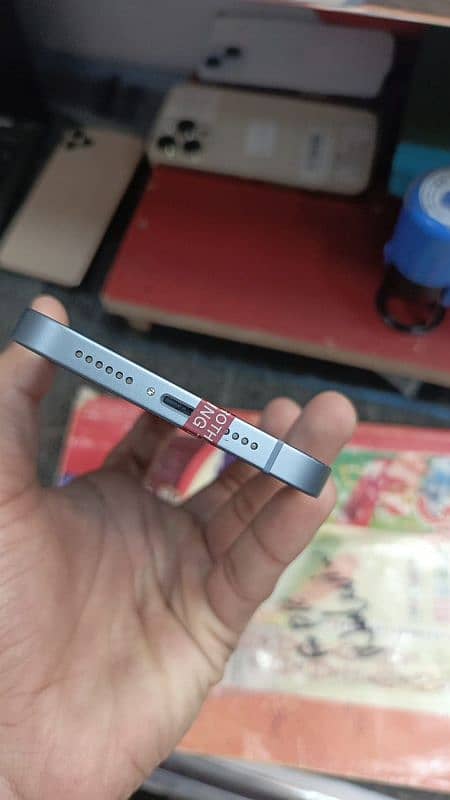 14 plus jv 128 gb Health 100 3