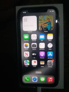 iphone 11jv 64gb full sim time with all covers