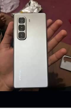 Infinix hot 50 pro complete box charger  10 mnth waranty remain