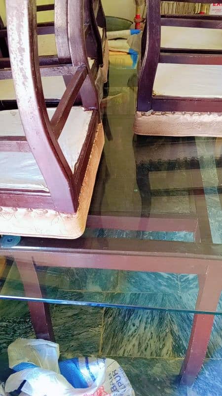 Dining table with 6 chairs 0