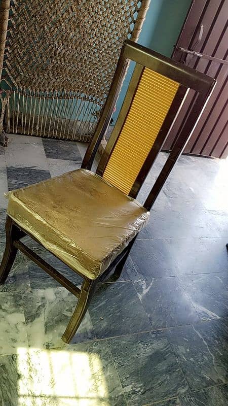 Dining table with 6 chairs 1