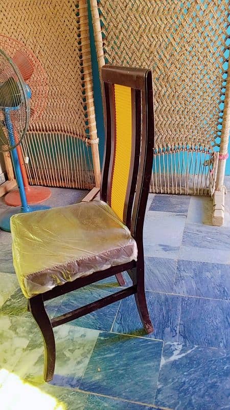 Dining table with 6 chairs 2