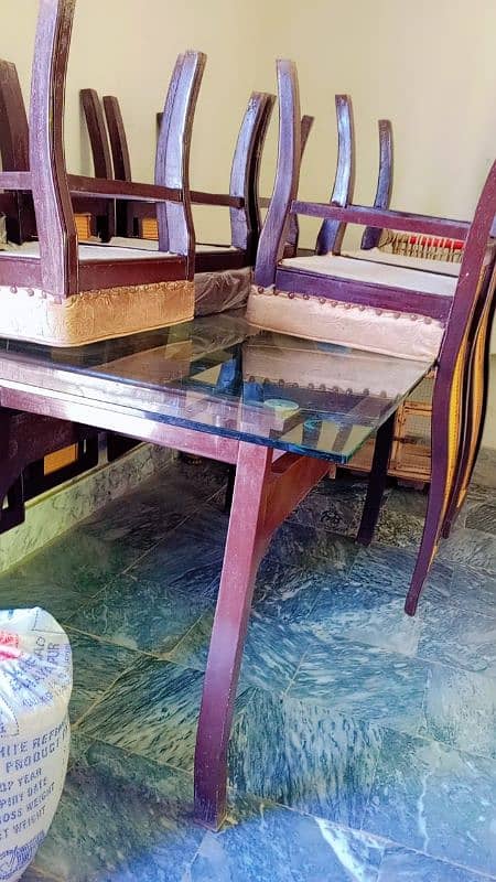 Dining table with 6 chairs 4