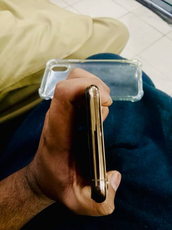 iPhone XS non pta 4