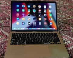 Used M1 Macbook Air in Premium Condition