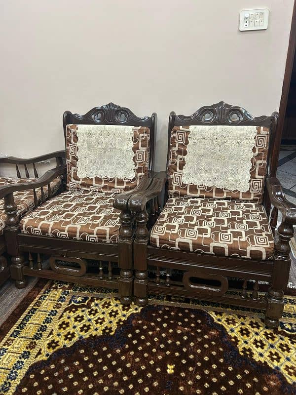 neat and clean original wood ka banye howwye ha 0