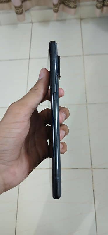Google Pixel 6 pro 2