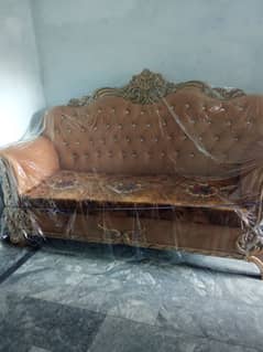 5 seater sofa set urgently for sale brand new