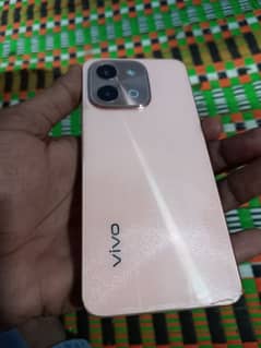 vivo y28 with Box