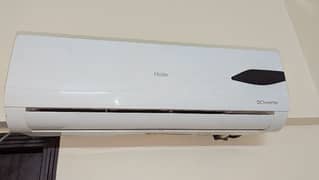 Haier DC invertor split ac 1Ton only lyear used urgent sale