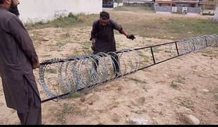 Installation of Chainlink Fence Mesh Concertina Barbed Razor  Wire