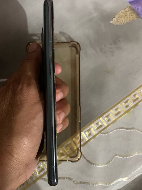 Oneplus 9pro 12/256 with 888 snapdragon heavy processor 3