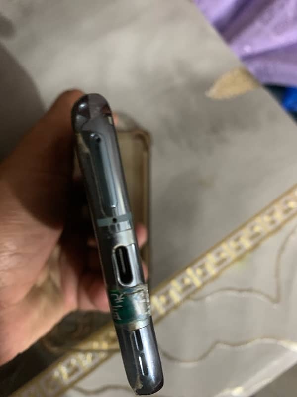 Oneplus 9pro 12/256 with 888 snapdragon heavy processor 5
