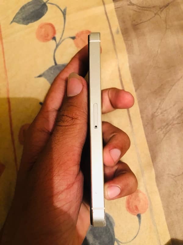 Iphone 5 Total original Offical Pta approved whatapp 03007464143 5