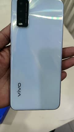 Vivo Y20  4/64   lush condition