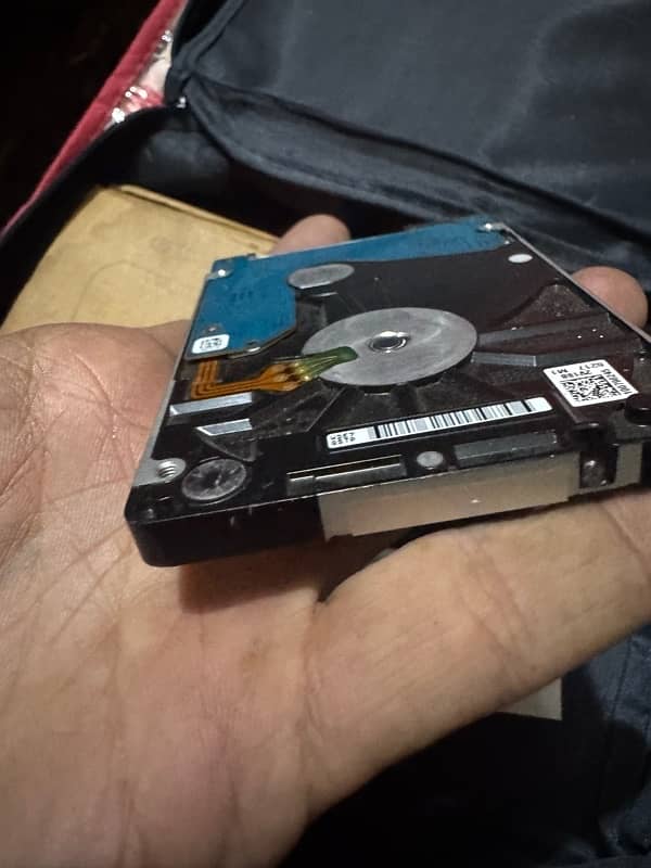 1tb Seagate Laptop And Computer Hard drive 13