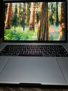 MacBook Pro 2019, Core i9 32 GB 512 GB Storage