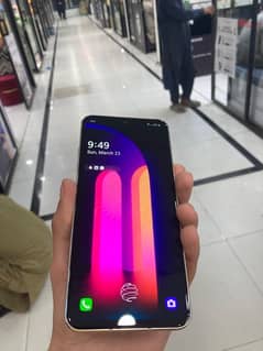 lg v60