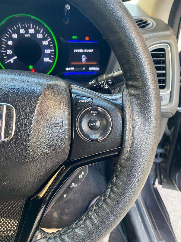 Honda Vezel 2015 13
