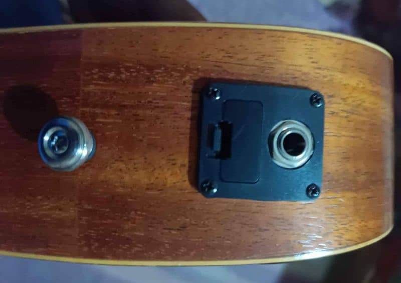 New Imported Branded ELLEN brand Semi/electric Ukulele 4band EQ Tuner 5