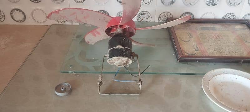 fan . 12 volt solar 1