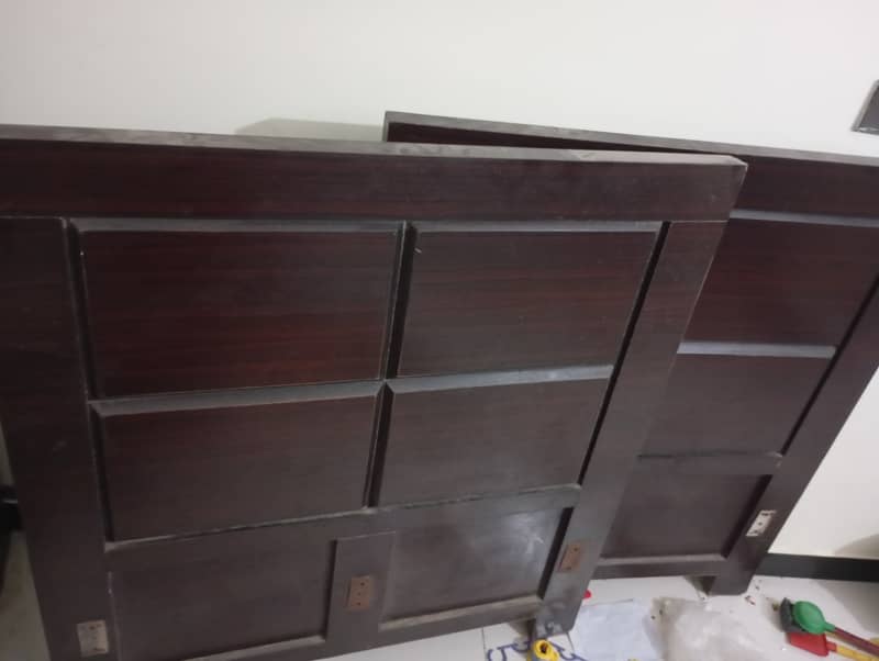 Used single bed 7