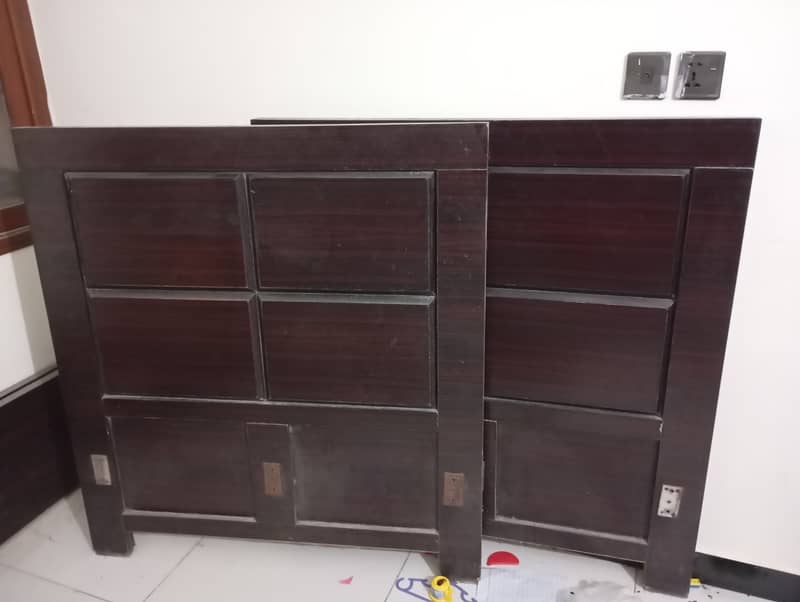 Used single bed 9