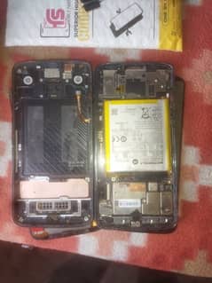 Motorola Z3 play  panel tuta hua hai board  non Paytm mobile