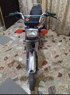 honda 125 2006 plz lalukhet add details parhen 03112332537