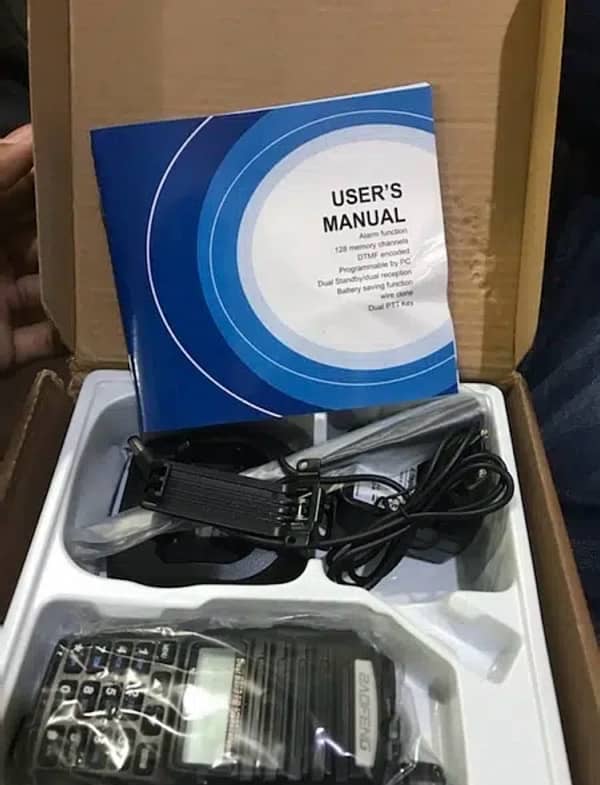 Baofeng UV82 Wireless Walkie Talkie 1
