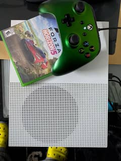 Xbox One S 500GB Wired controller 1 Game