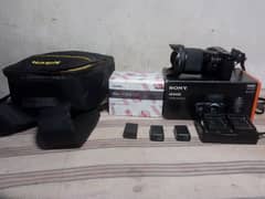 Sony A6400 with box 16mm lens 1.4 with box