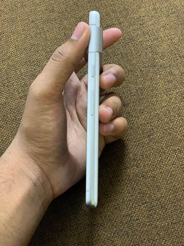 Google pixel 7 3
