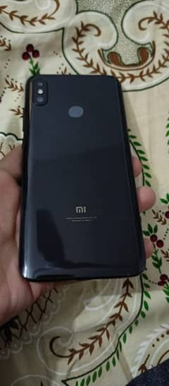 Xiaomi mi 8 with box