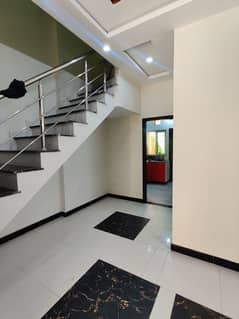 4 Marla brand new type tile floor house for rent on Main College Road