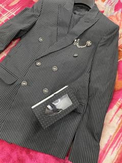 double press coat hai bilkul new hai pant coat with box accessories