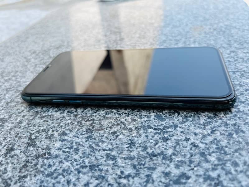 iPhone 11 Pro Max PTA 512 GB 5