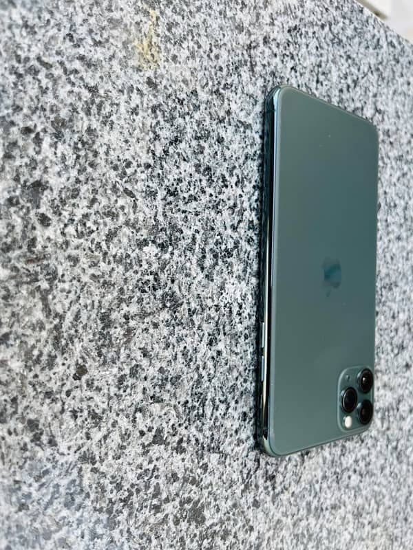 iPhone 11 Pro Max PTA 512 GB 7